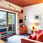 Haus Excelsior 13 아파트