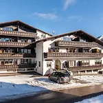 Haus Excelsior 13 아파트 제펠드 인 티롤